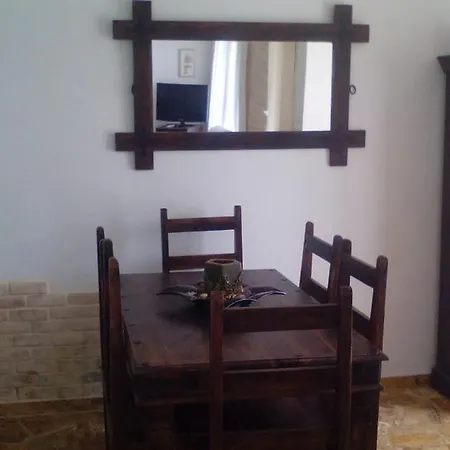 With Private Pool Apartament Kiáton