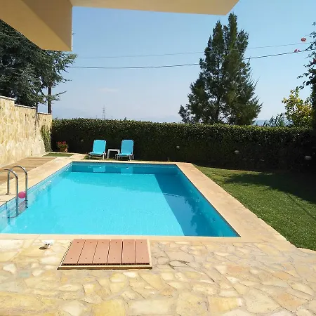 Apartment With Private Pool