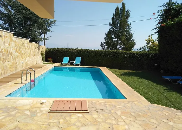 Apartament With Private Pool